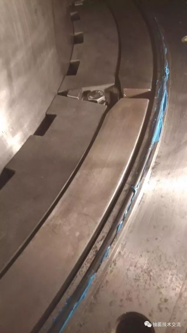 09d2754ea81e47b5b1b7afbdef8a50c3